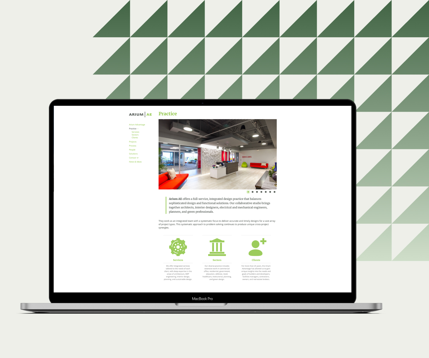 Old Arium AE website with dated design and limited functionality.